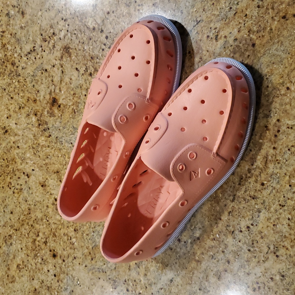 Sperry AO Float Slip On Perforated Boat Shoes Orange Sz 10 Water Shoes Loafers